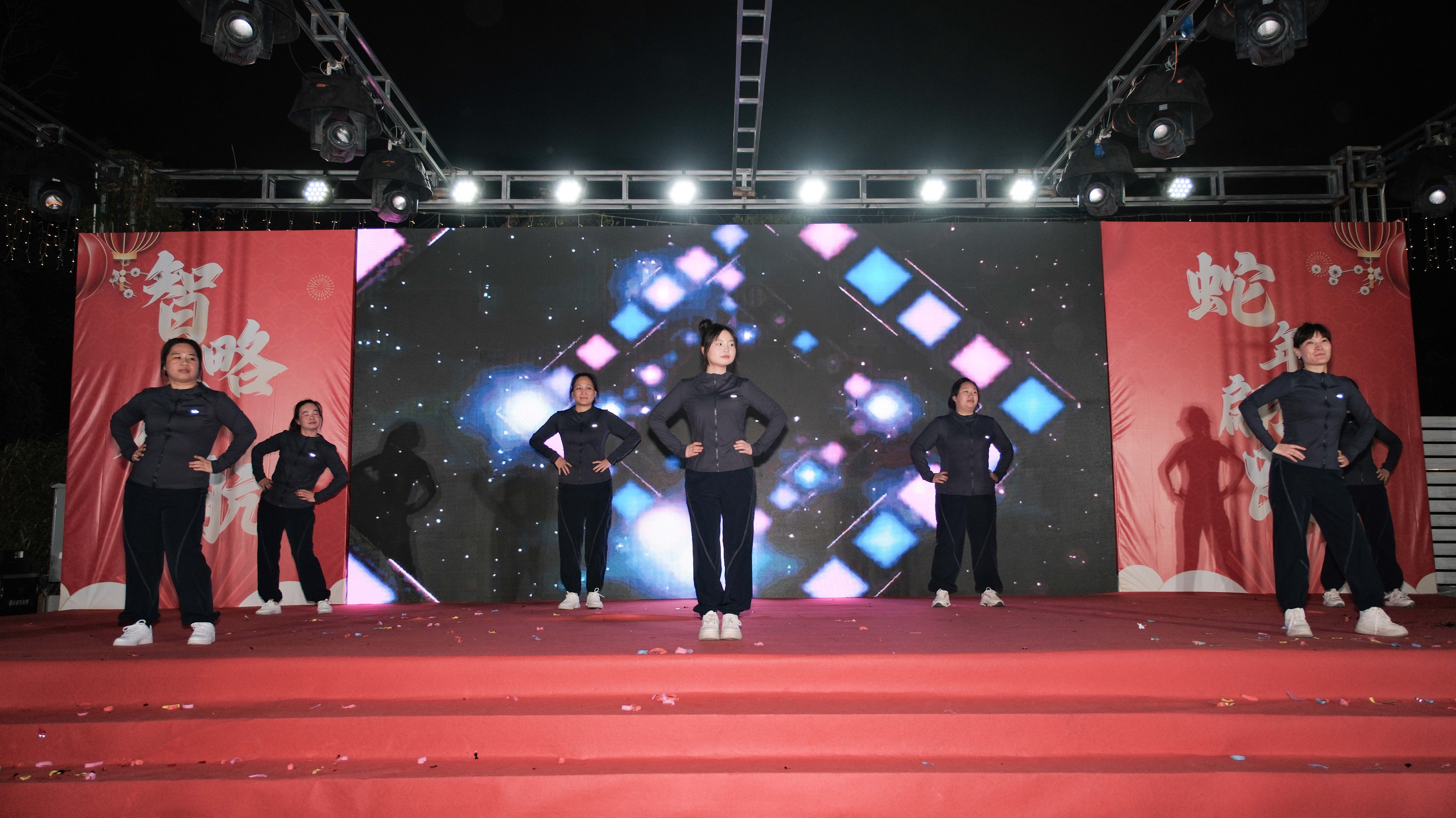 久信達(dá)科技2024年年會(huì)圓滿落幕：感恩同行，共創(chuàng)環(huán)保新未來(lái)，乘風(fēng)破浪，夢(mèng)想起航(圖10)