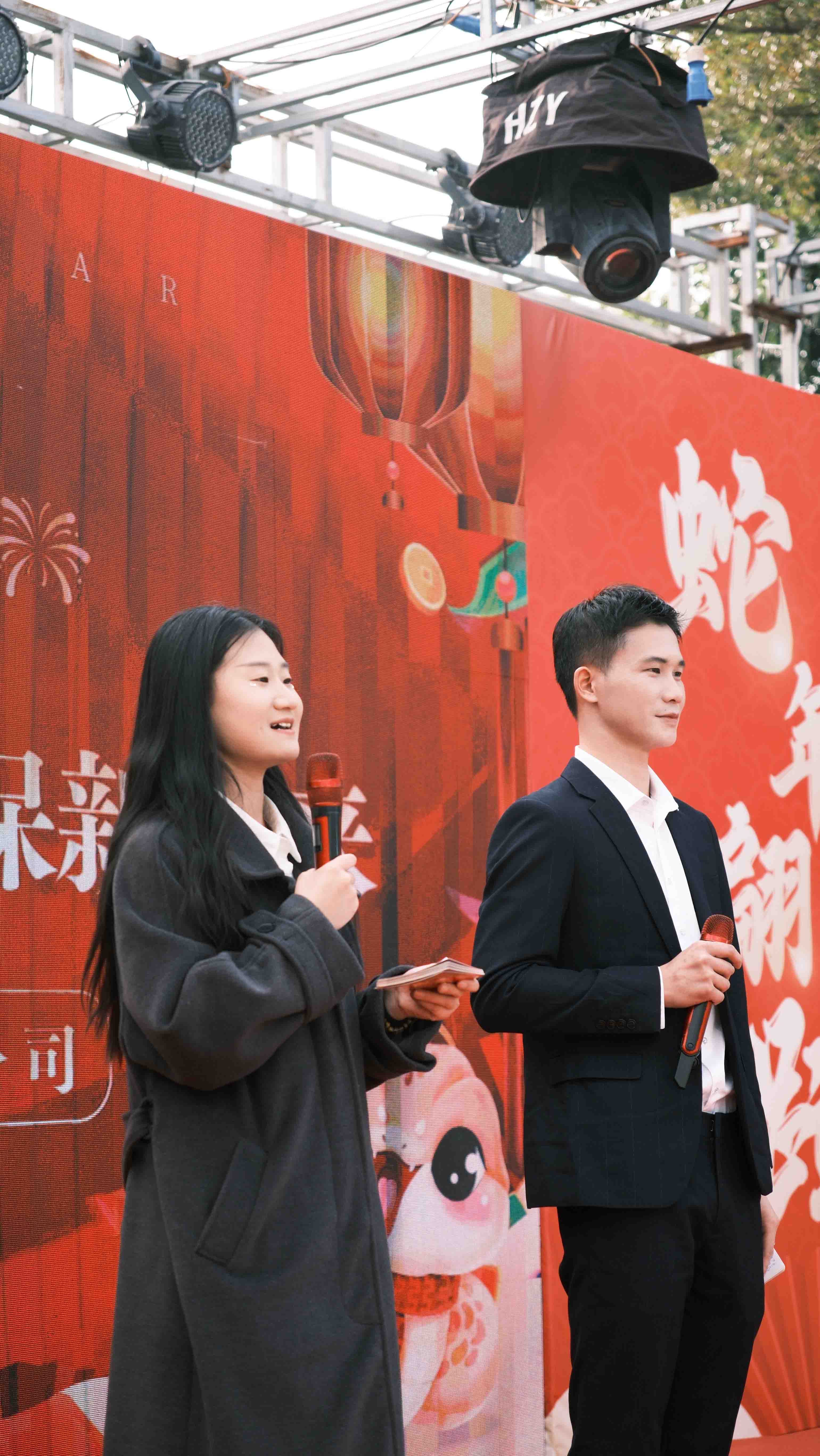 久信達(dá)科技2024年年會(huì)圓滿落幕：感恩同行，共創(chuàng)環(huán)保新未來(lái)，乘風(fēng)破浪，夢(mèng)想起航(圖4)